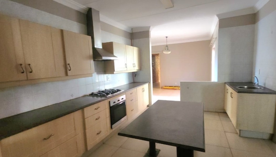 3 Bedroom Property for Sale in Ifafi North West